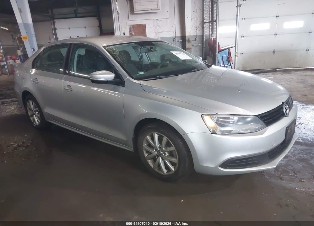 2012 VOLKSWAGEN JETTA 2.5L SE VIN: 3VWDP7AJ8CM323823