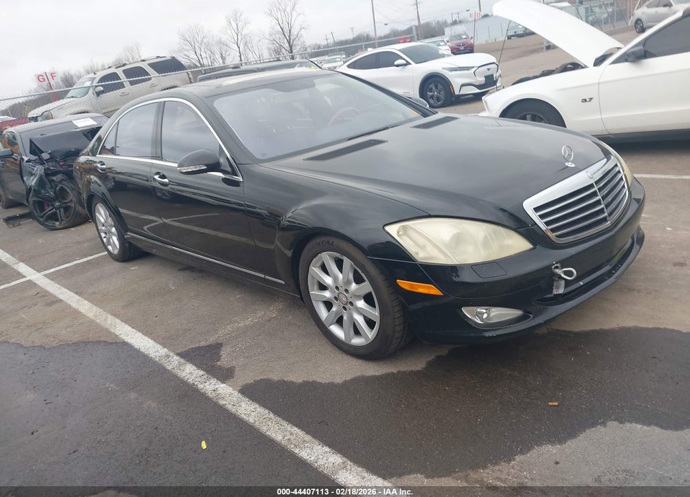 2008 MERCEDES-BENZ S 550 VIN: WDDNG71X18A160518