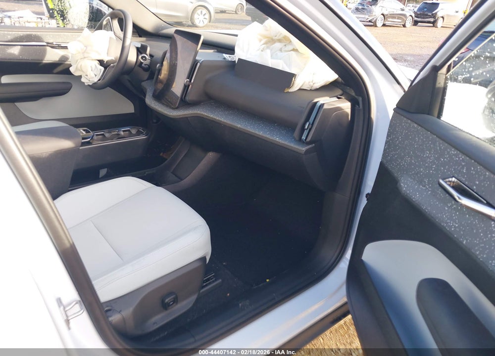 2025 VOLVO EX30 ULTRA TWIN MOTOR PERFORMANCE, FULLY ELECTRIC VIN: YV4EK3ZL8SS145127