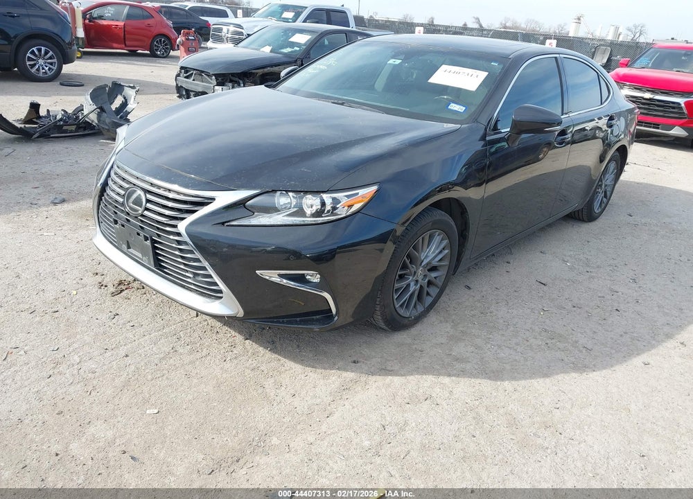 2018 LEXUS ES 350 VIN: 58ABK1GGXJU117210