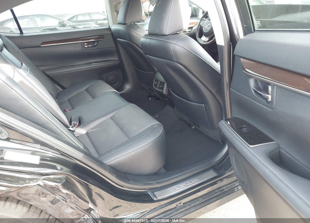 2018 LEXUS ES 350 VIN: 58ABK1GGXJU117210