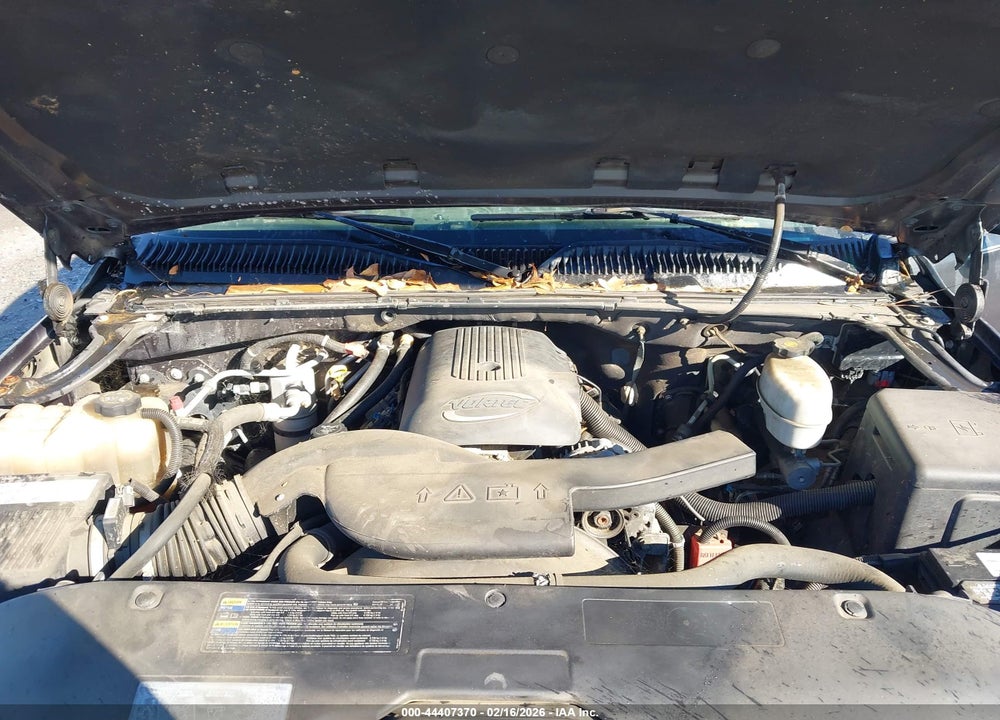 2004 CHEVROLET SUBURBAN 1500 LS VIN: 1GNEC16Z44J223884