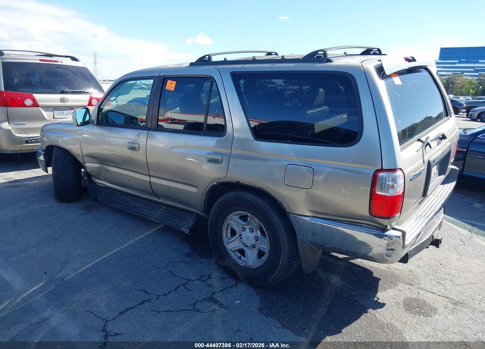 2001 TOYOTA 4RUNNER SR5 V6 VIN: JT3GN86R110205692