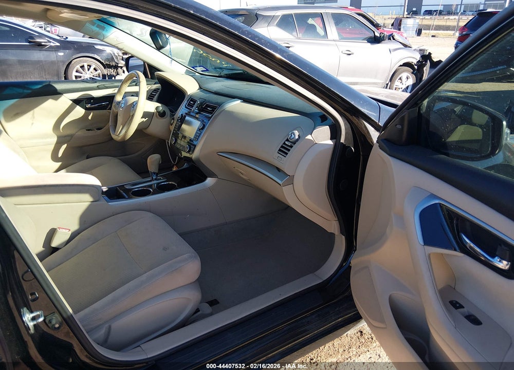 2014 NISSAN ALTIMA 2.5 SV VIN: 1N4AL3AP0EN256678