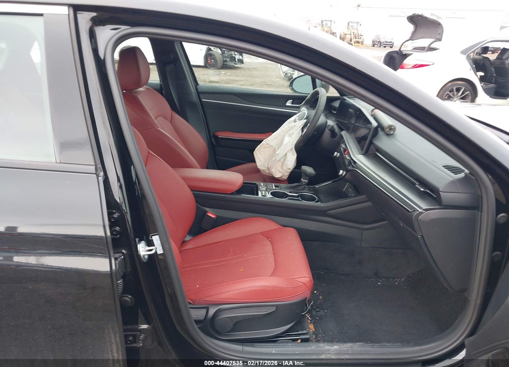 2026 KIA K5 GT-LINE AWD VIN: KNAG64J78T5419525