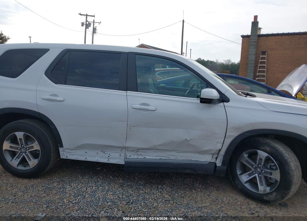 2025 HONDA PILOT EX-L VIN: 5FNYG2H46SB047300