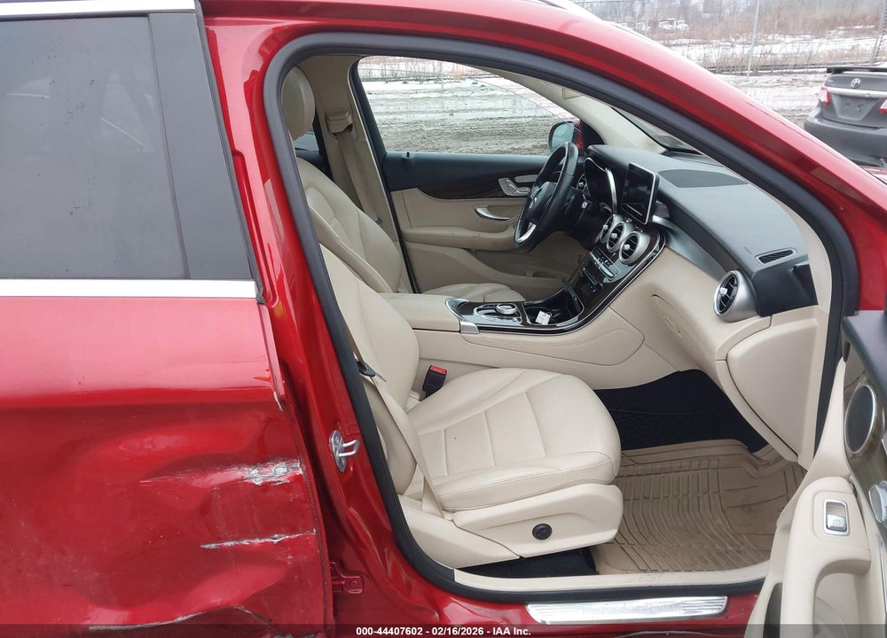 2019 MERCEDES-BENZ GLC 300 VIN: WDC0G4JB0KV153688