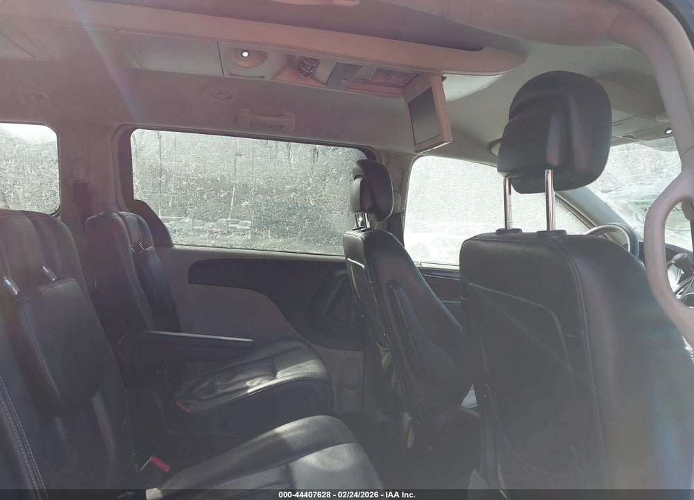2013 CHRYSLER TOWN & COUNTRY TOURING VIN: 2C4RC1BG5DR631577