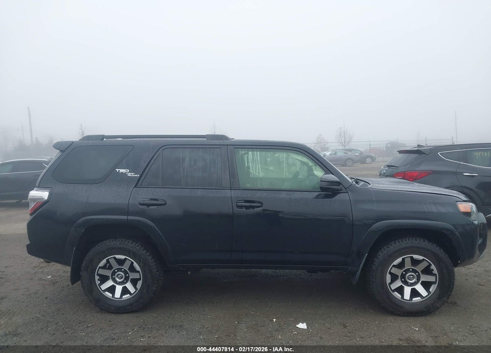 2020 TOYOTA 4RUNNER TRD OFF ROAD VIN: JTEBU5JR3L5773829