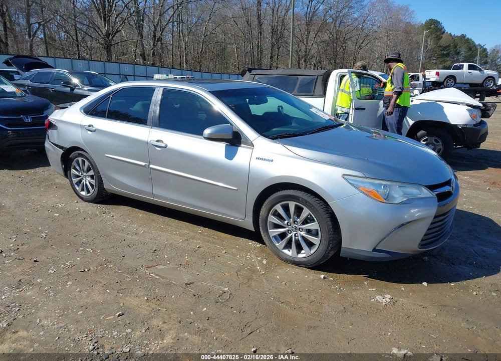 2015 TOYOTA CAMRY HYBRID XLE VIN: 4T1BD1FK6FU165334