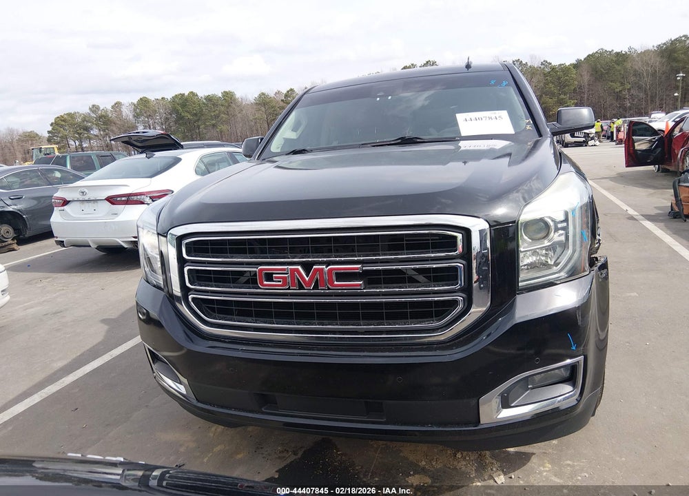 2015 GMC YUKON XL 1500 SLT VIN: 1GKS1HKC3FR221676