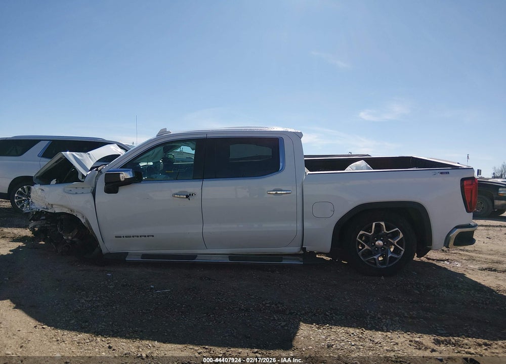2023 GMC SIERRA 1500 4WD  SHORT BOX SLT VIN: 3GTUUDED3PG330424