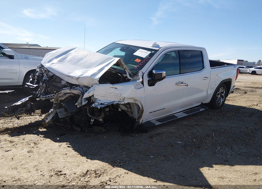 2023 GMC SIERRA 1500 4WD  SHORT BOX SLT VIN: 3GTUUDED3PG330424