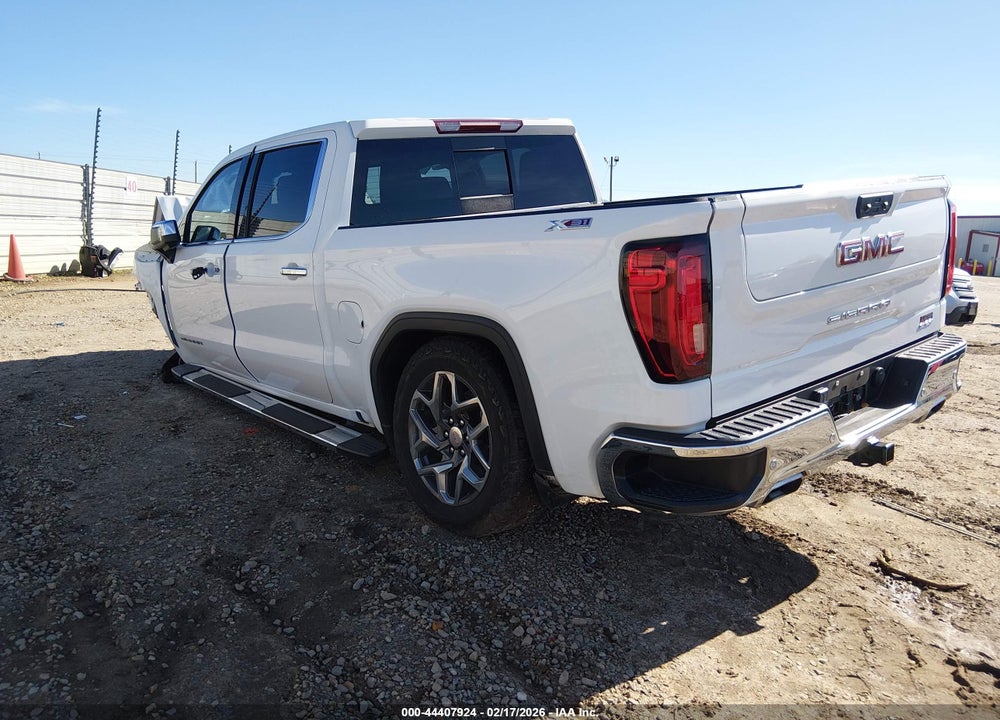 2023 GMC SIERRA 1500 4WD  SHORT BOX SLT VIN: 3GTUUDED3PG330424