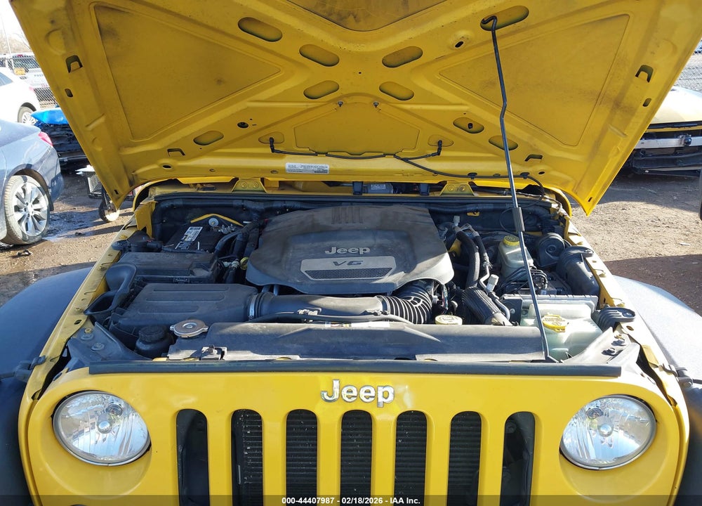 2015 JEEP WRANGLER UNLIMITED SPORT VIN: 1C4BJWDG0FL612044