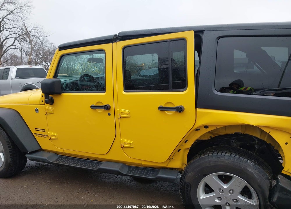 2015 JEEP WRANGLER UNLIMITED SPORT VIN: 1C4BJWDG0FL612044