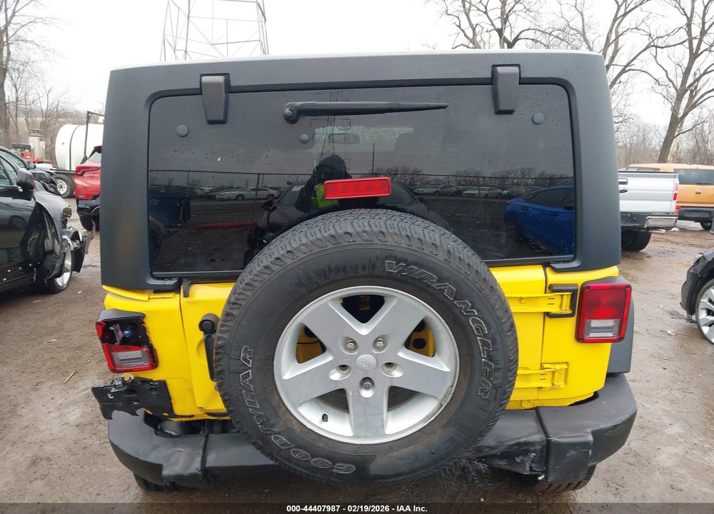 2015 JEEP WRANGLER UNLIMITED SPORT VIN: 1C4BJWDG0FL612044