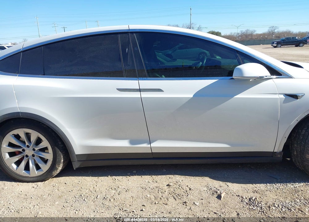 2017 TESLA MODEL X P100D VIN: 5YJXCBE49HF051720