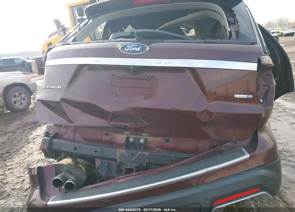 2018 FORD EXPLORER PLATINUM VIN: 1FM5K8HT7JGB16751