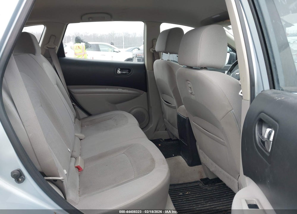 2014 NISSAN ROGUE SELECT S VIN: JN8AS5MV6EW202870