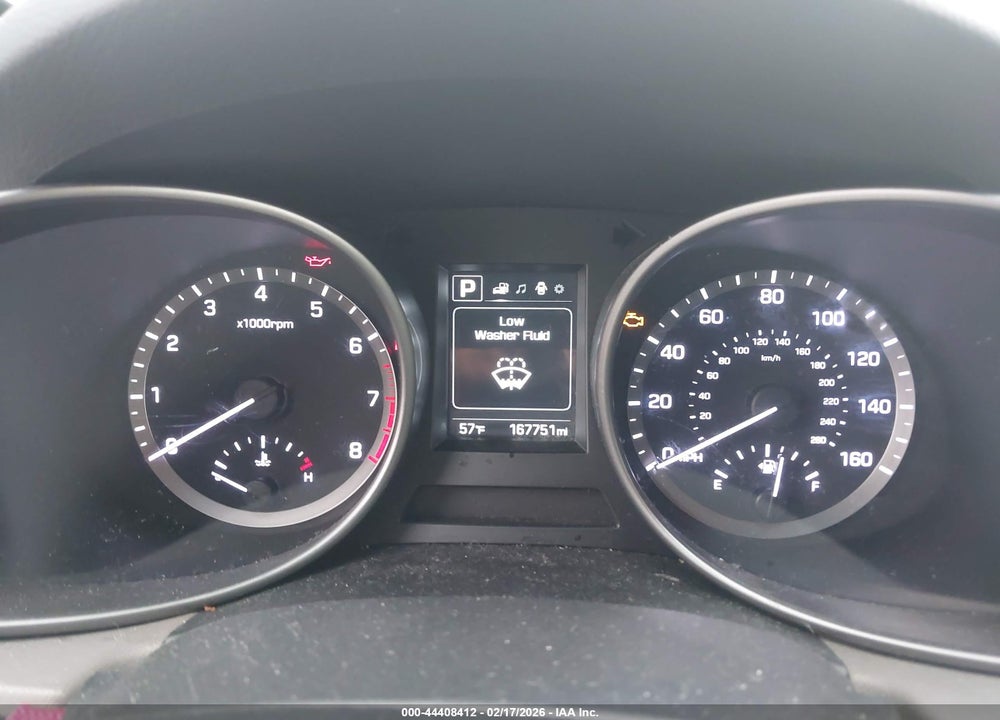 2017 HYUNDAI SANTA FE SE VIN: KM8SMDHF8HU175027