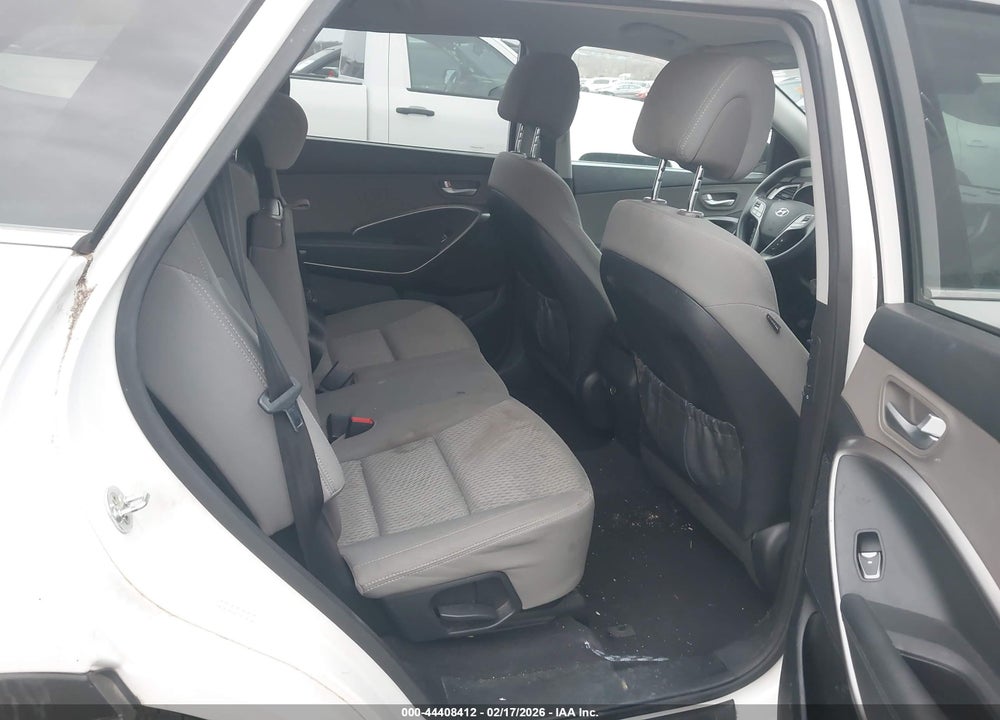 2017 HYUNDAI SANTA FE SE VIN: KM8SMDHF8HU175027