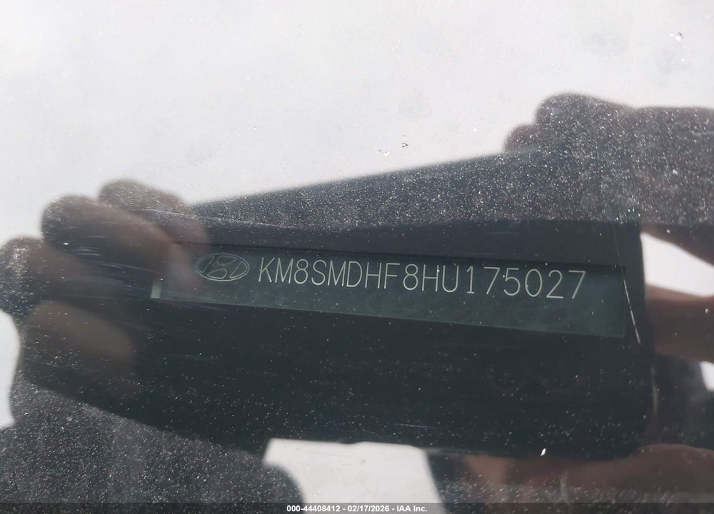 2017 HYUNDAI SANTA FE SE VIN: KM8SMDHF8HU175027