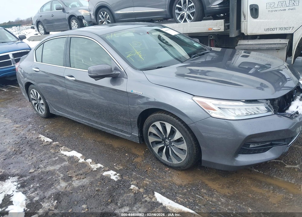 2017 HONDA ACCORD HYBRID TOURING VIN: JHMCR6F78HC024338