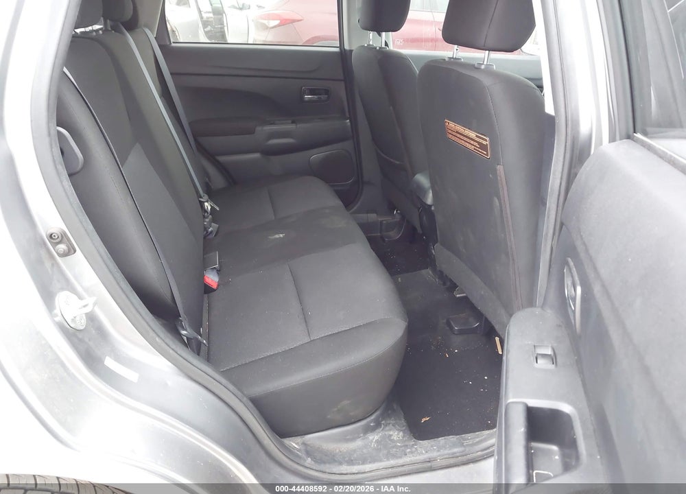 2011 MITSUBISHI OUTLANDER SPORT ES VIN: JA4AP3AU7BZ014604