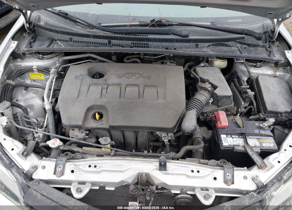 2018 TOYOTA COROLLA LE VIN: 5YFBURHE8JP741408