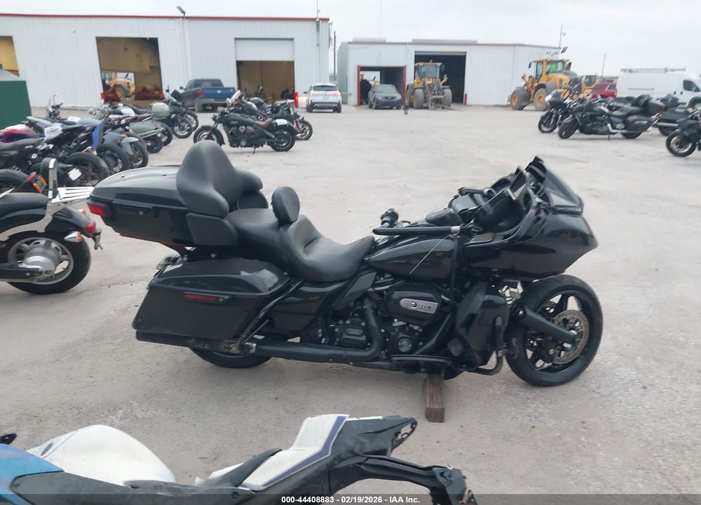 2021 HARLEY-DAVIDSON FLTRK VIN: 1HD1KZF10MB612307