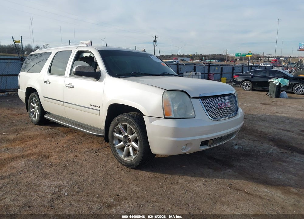 2013 GMC YUKON XL 1500 DENALI VIN: 1GKS2MEF8DR104684