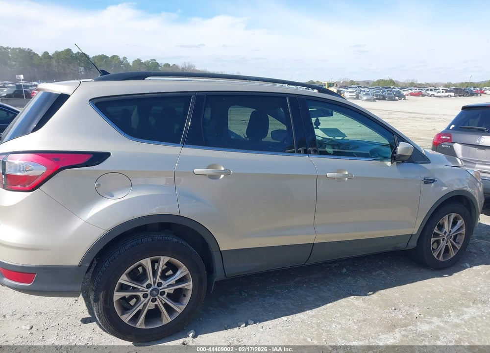 2018 FORD ESCAPE SEL VIN: 1FMCU0HD1JUB76523