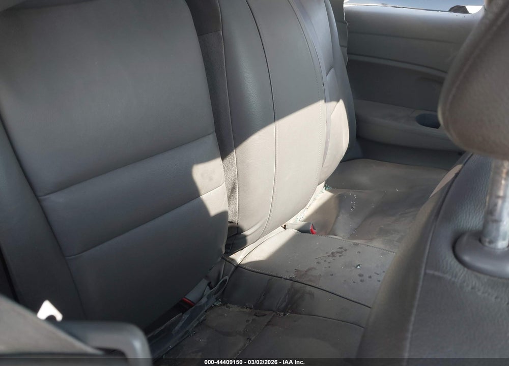 2011 HONDA CIVIC EX-L VIN: 2HGFG1B99BH504831