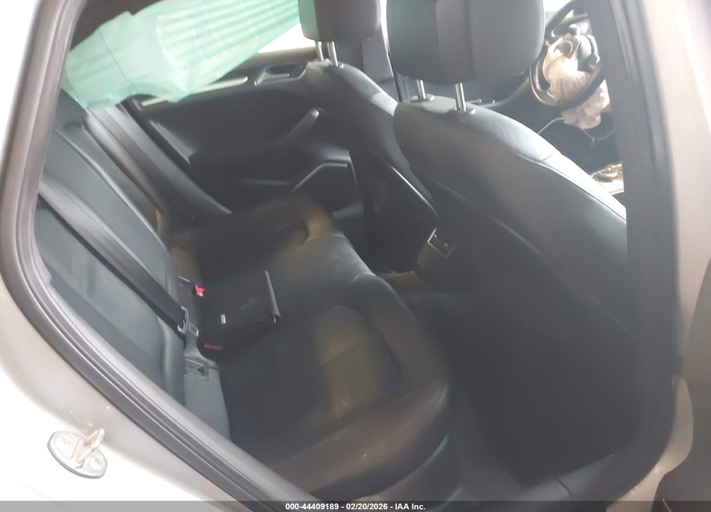 2015 AUDI A3 2.0T PREMIUM VIN: WAUEFGFF7F1033683