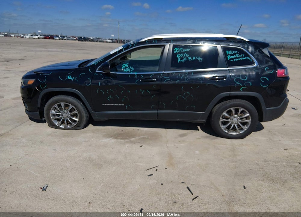2021 JEEP CHEROKEE LATITUDE PLUS FWD VIN: 1C4PJLLB9MD151038