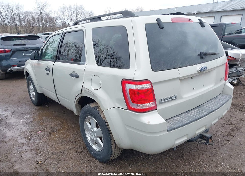 2008 FORD ESCAPE XLT VIN: 1FMCU93198KA85975