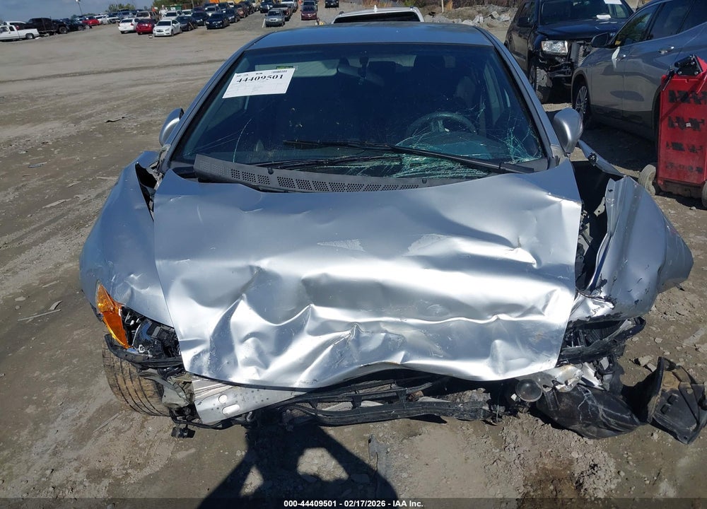2010 HONDA CIVIC LX VIN: 2HGFA1F51AH586061