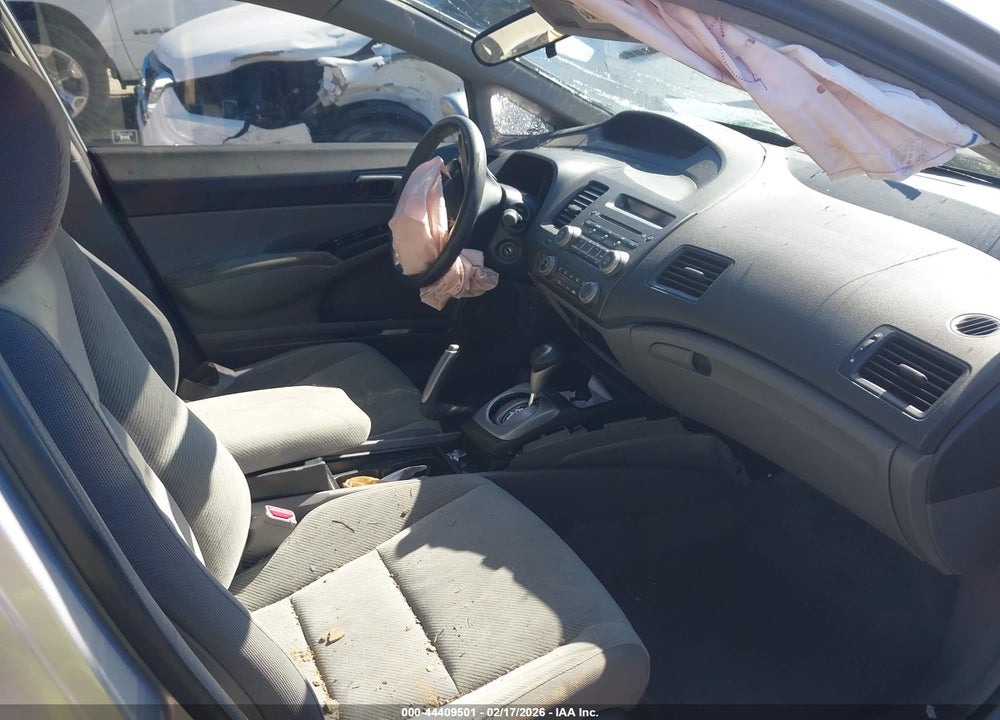 2010 HONDA CIVIC LX VIN: 2HGFA1F51AH586061
