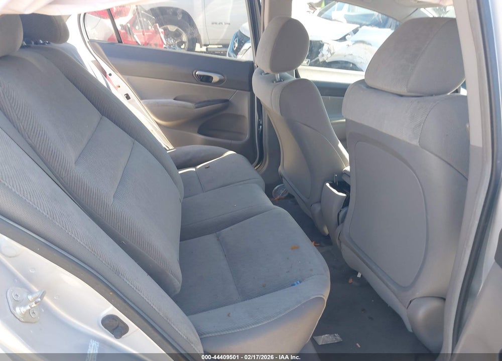 2010 HONDA CIVIC LX VIN: 2HGFA1F51AH586061