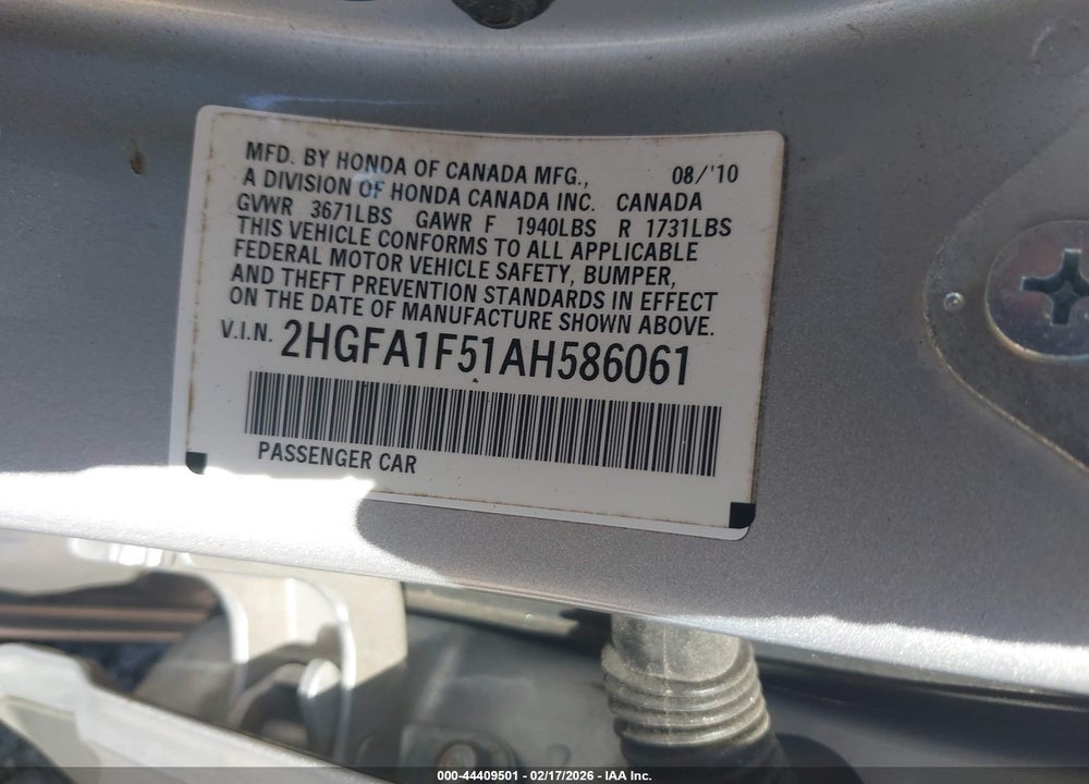 2010 HONDA CIVIC LX VIN: 2HGFA1F51AH586061