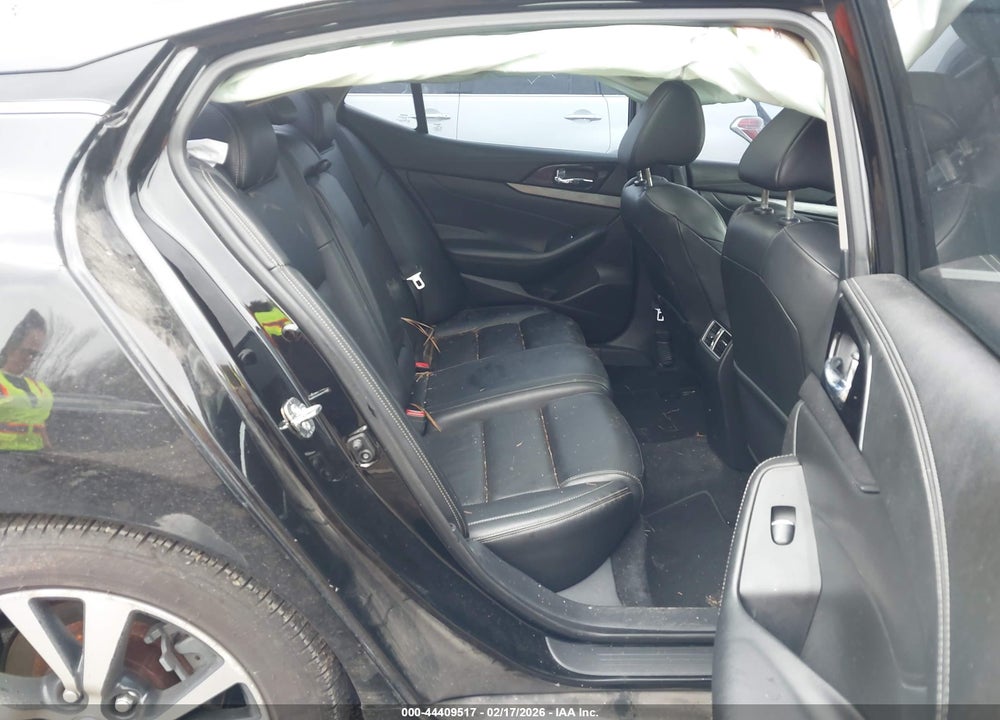 2017 NISSAN MAXIMA 3.5 SL VIN: 1N4AA6AP9HC455235