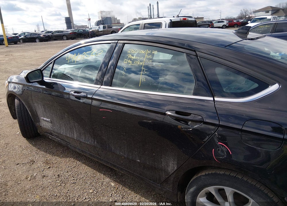 2019 FORD FUSION HYBRID SE VIN: 3FA6P0LU1KR269170