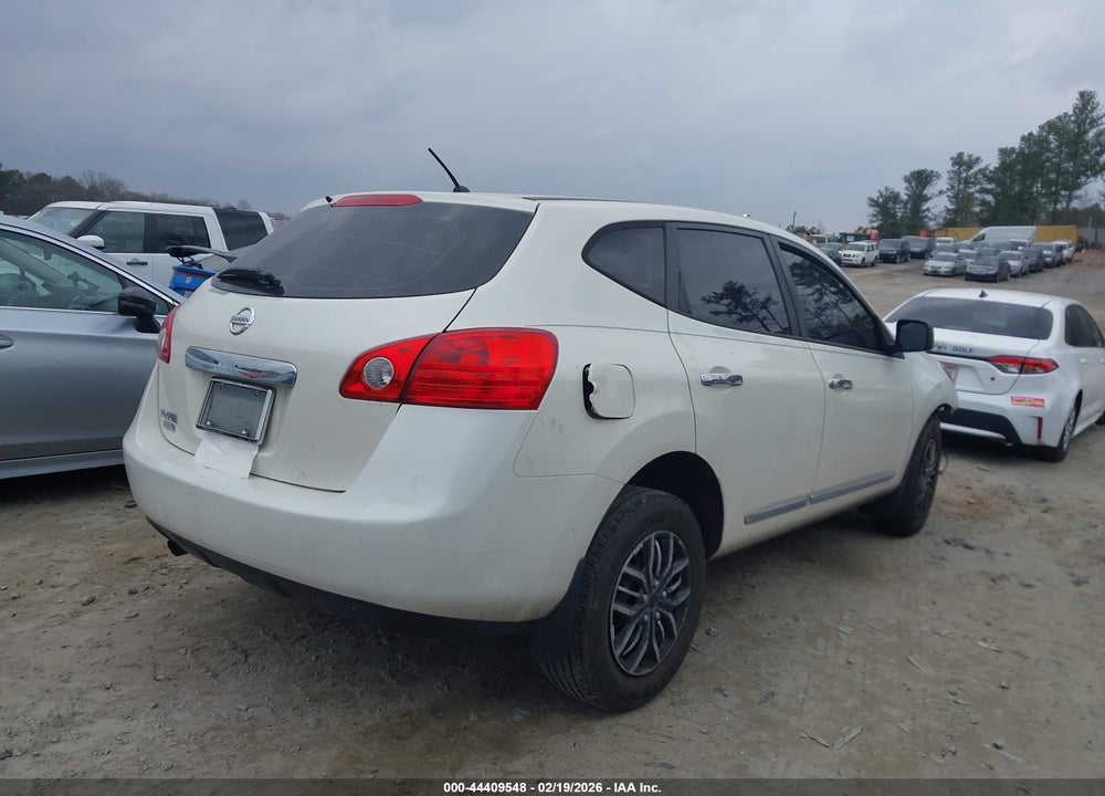 2014 NISSAN ROGUE SELECT S VIN: JN8AS5MT2EW614461