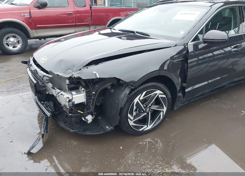 2026 HYUNDAI SONATA SEL SPORT VIN: KMHL64JA4TA525728