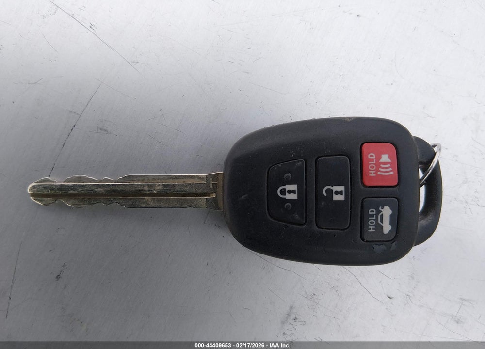 2014 TOYOTA COROLLA L VIN: 2T1BURHE3EC076651