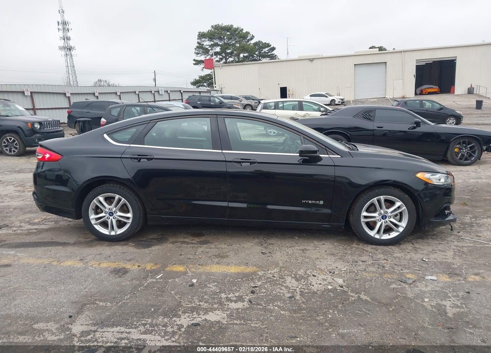2018 FORD FUSION HYBRID SE VIN: 3FA6P0LUXJR132162