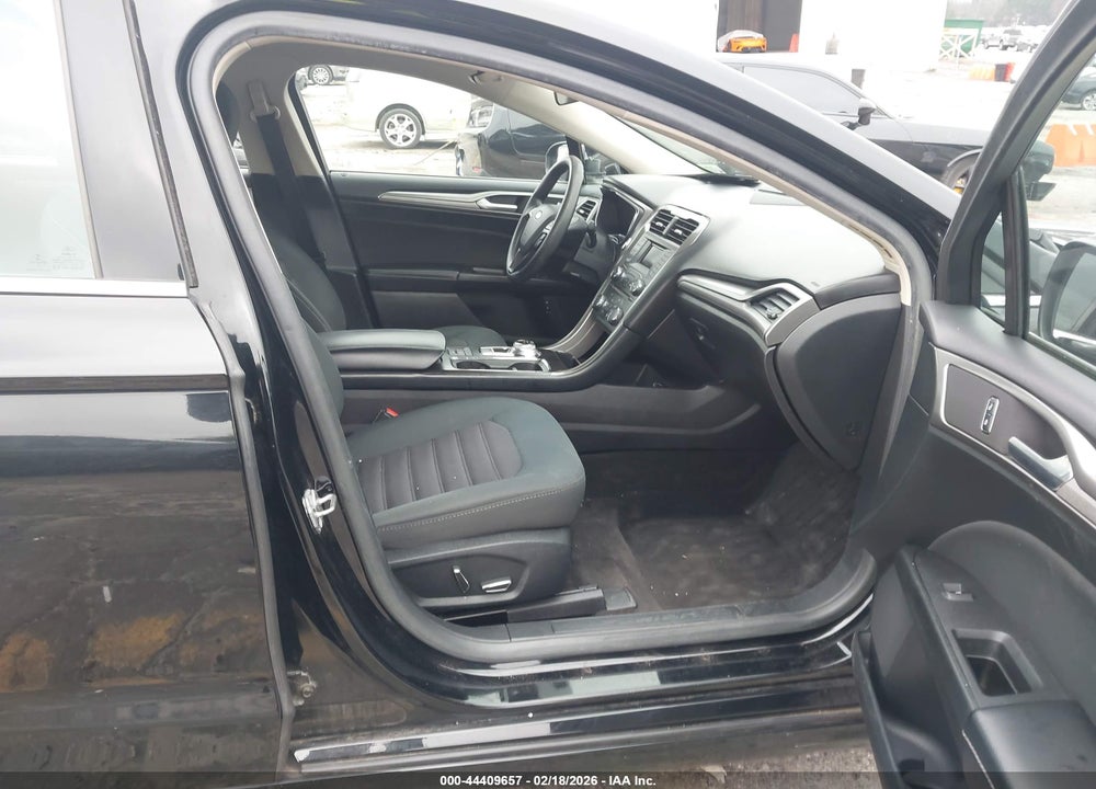 2018 FORD FUSION HYBRID SE VIN: 3FA6P0LUXJR132162