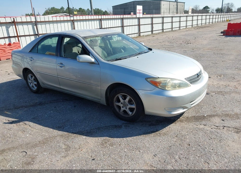 2004 TOYOTA CAMRY LE VIN: 4T1BE32K94U904899