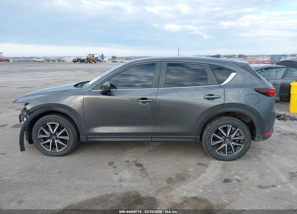 2018 MAZDA CX-5 TOURING VIN: JM3KFBCM4J0320626